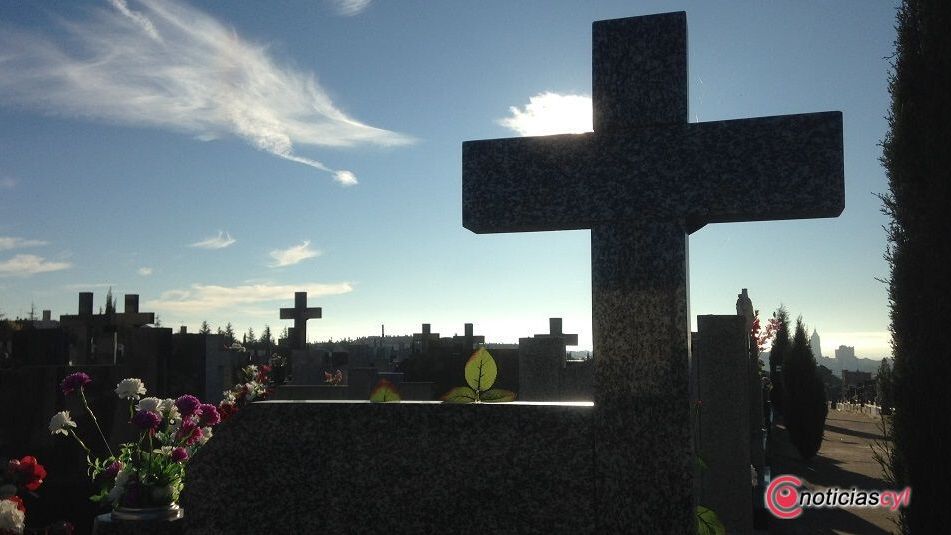 01 cementerio tumbas 2