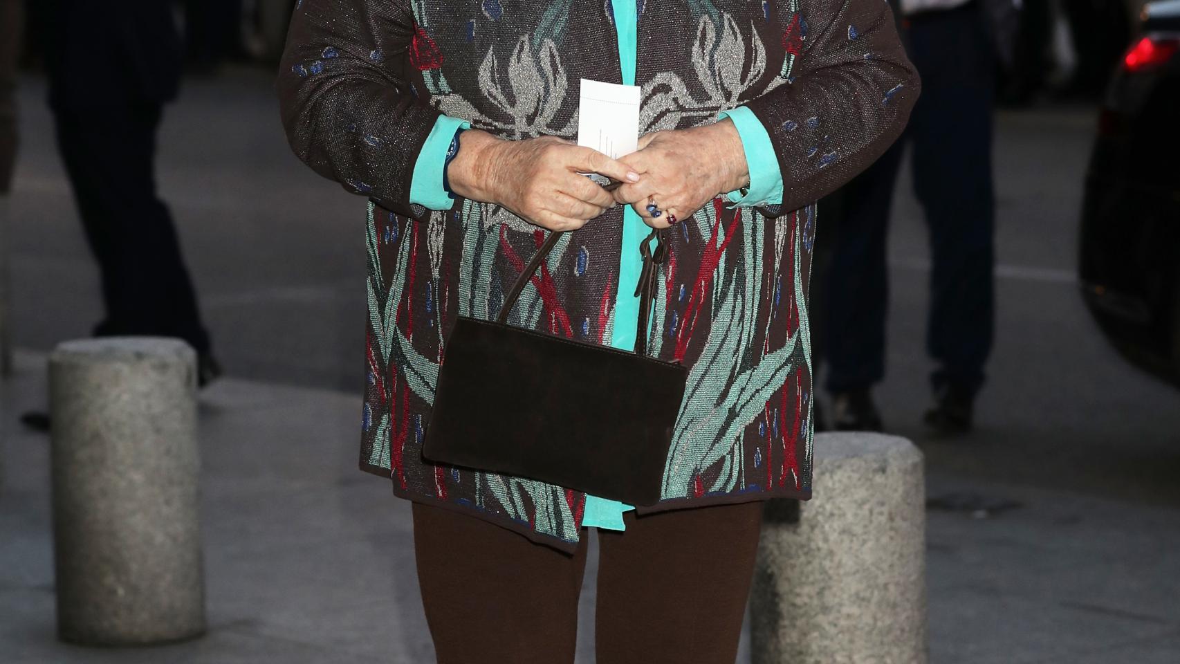 La infanta Pilar en el concierto homenaje por el 80 cumpleaños de la reina Sofía.