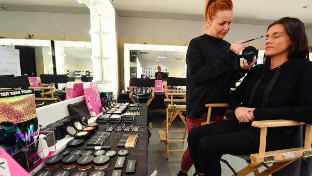 200 paquetes de pestañas postizas, 72 pelucas y otros datos curiosos de los MTV EMAs Bilbao