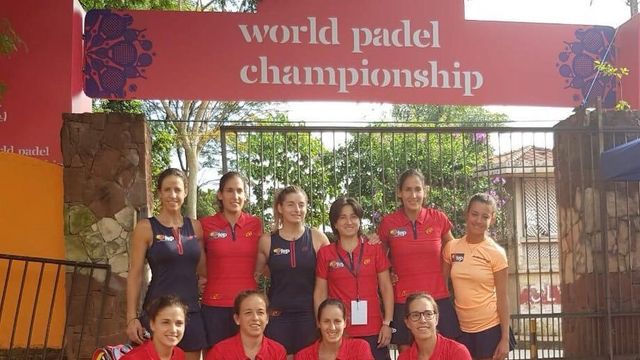 España derrota a Argentina y se proclama campeona del mundo de pádel. Foto: Twitter (@padelfederacion)