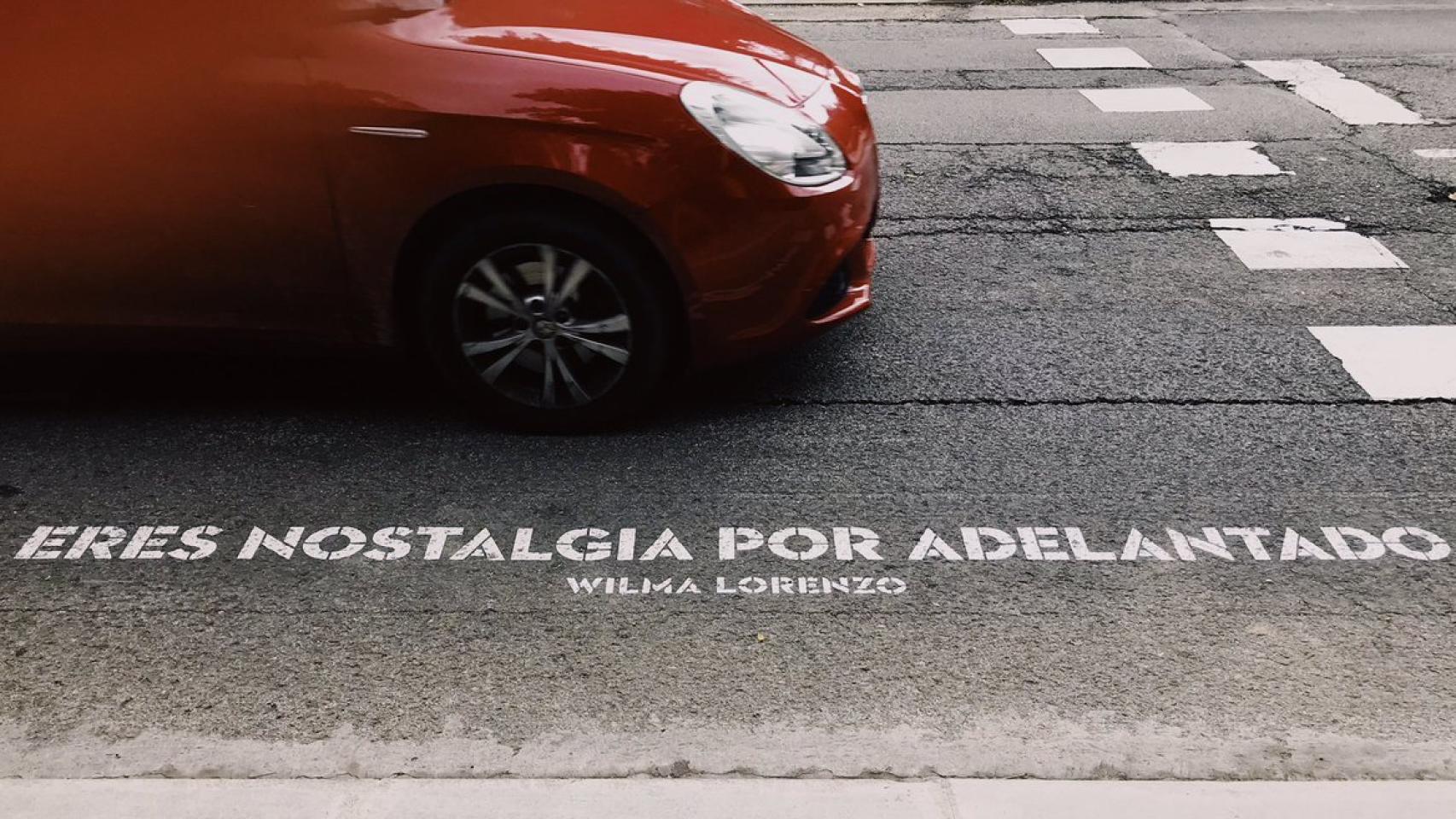 ¿Poesía o chapuza?: aquí los 70 versos que Carmena ha tatuado en los pasos de cebra de Madrid.