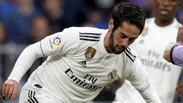 Isco se deshace de un rival del  Valladolid