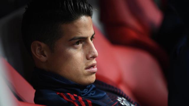James Rodríguez, en el banquillo del Bayern Múnich