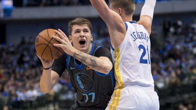 Doncic ante los Warriors.