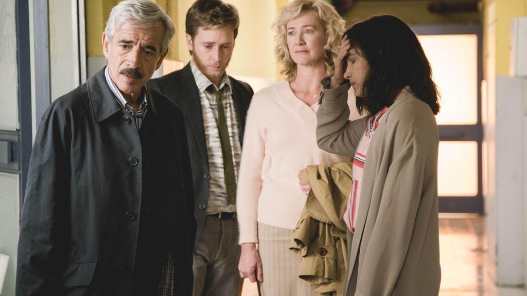 Máster en ficción: 'Cuéntame' hace historia con su espectacular catástrofe familiar