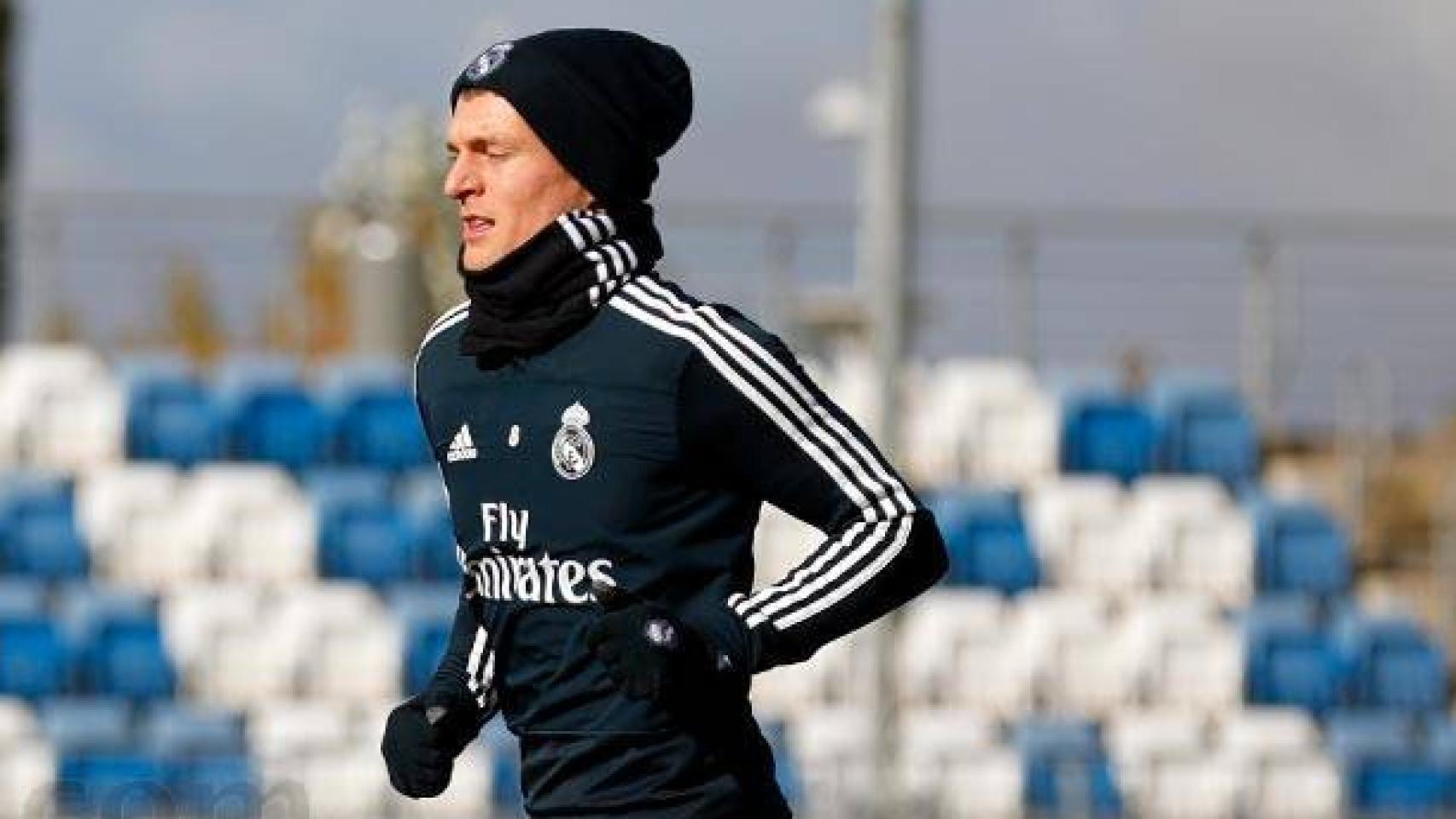 Varane y Kroos en el último entrenamiento