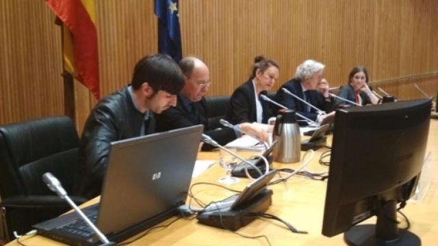 Image: Una política cultural de compartimentos estancos