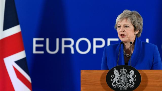 Theresa May, durante la rueda de prensa final de la cumbre del 'brexit'
