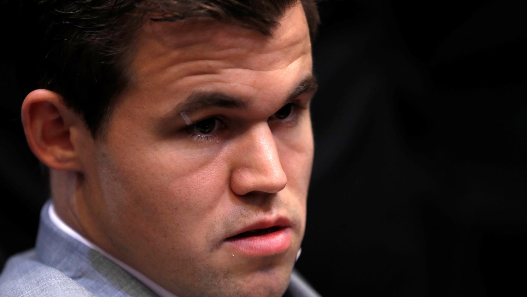 Magnus Carlsen, durante la final del Mundial de ajedrez 2018