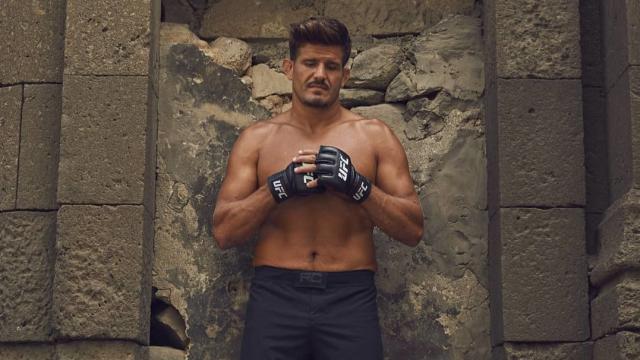Juan Espino, con la mirada puesta en la final del TUF. Foto: Instagram (@juan_espino_oficial)