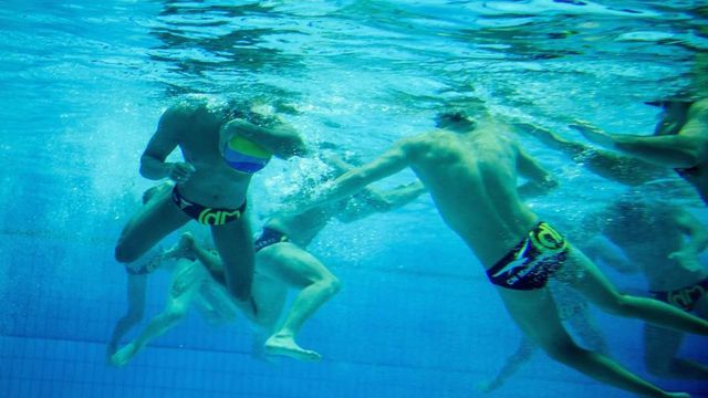 Imagen de un partido de waterpolo