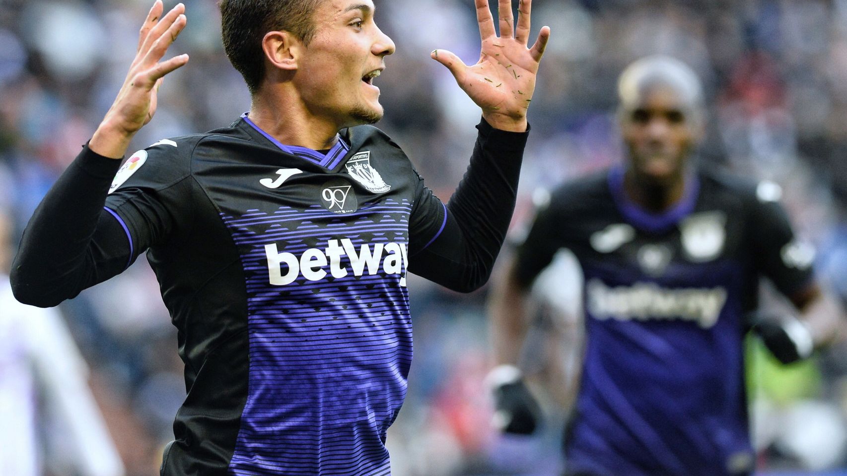 Óscar celebra su gol con el Leganés
