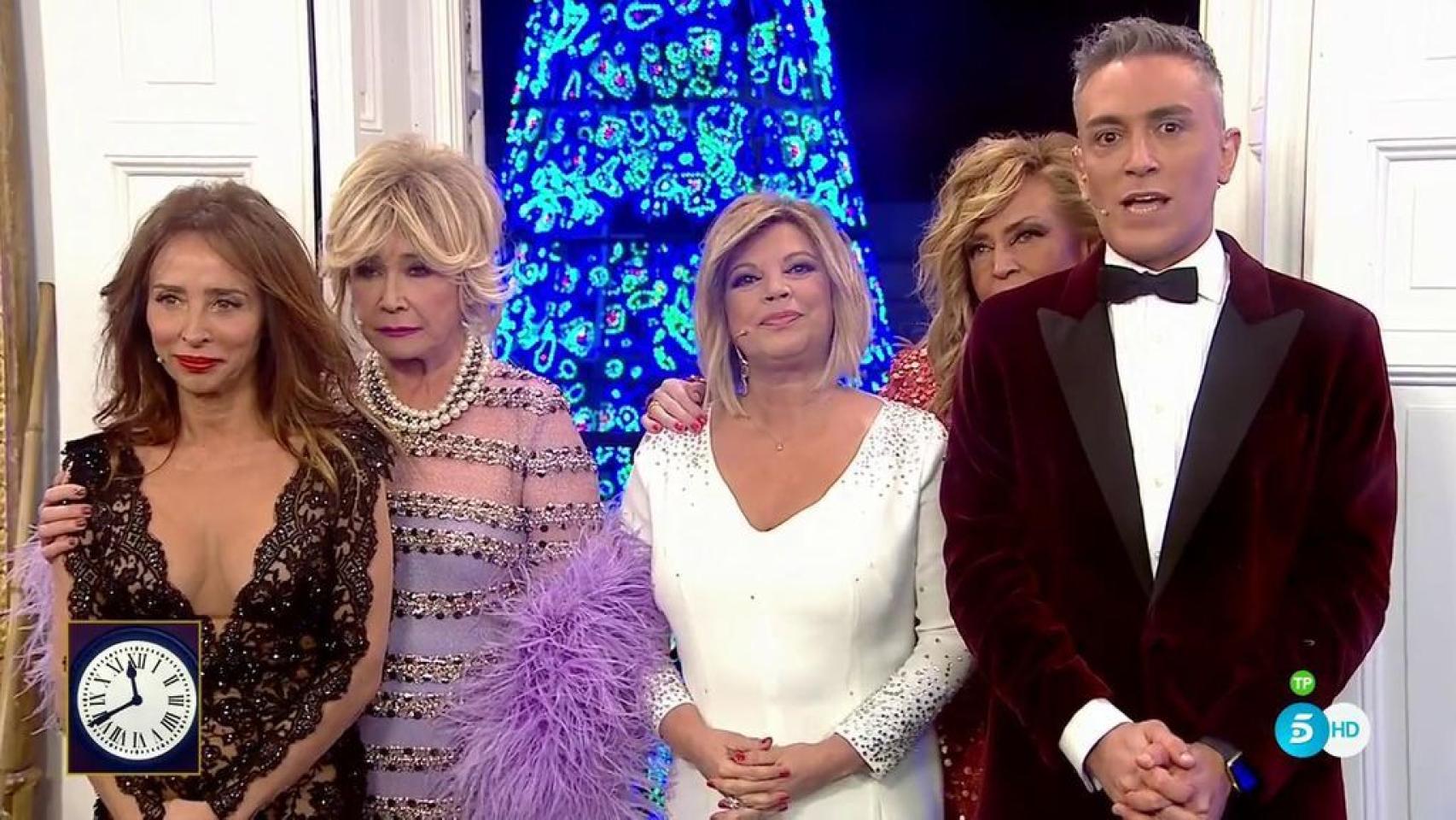 El equipo de 'Sálvame' dio las Campanadas de 2017