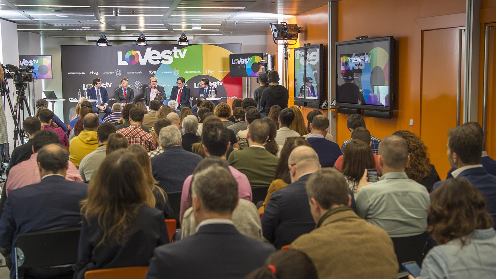 Presentación de LOVEStv.