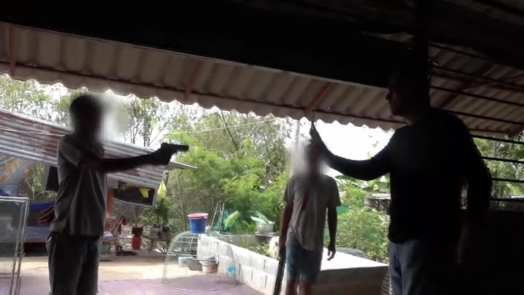 Frank Cuesta, a punto de ser asesinado por un traficante de animales