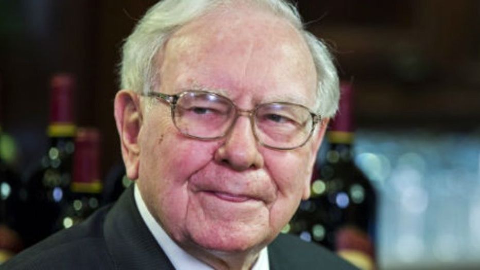 buffett-lunch-585-080317