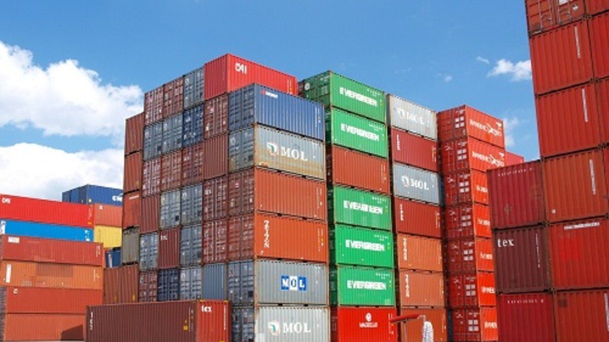 mercancia_contenedor_puerto