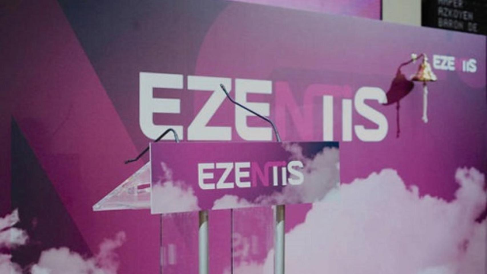 Montaje de Ezentis en bolsa por el estreno de su nueva identidad corporativa.