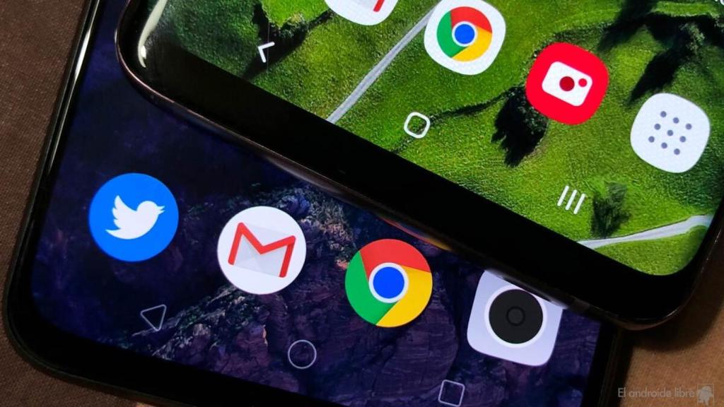 Dos móviles Android uno sobre otro