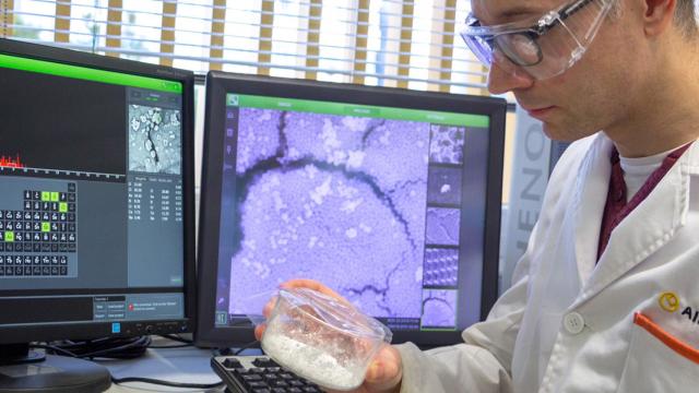 Aimplas desarrolla un envase que se autocalienta y otro que alarga la vida de los alimentos