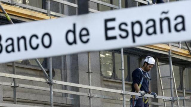 El Banco de España mejora al 2,8% la previsión de crecimiento en 2017, pero prevé desviación del déficit