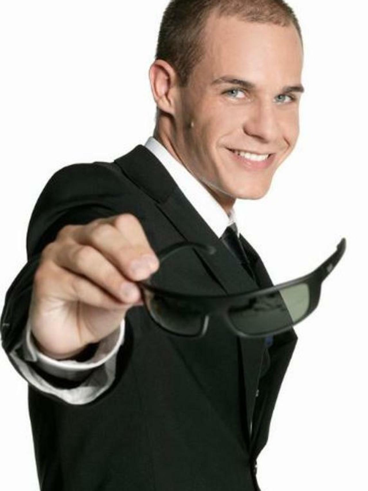 Christian Gálvez con las gafas de 'CQC'.