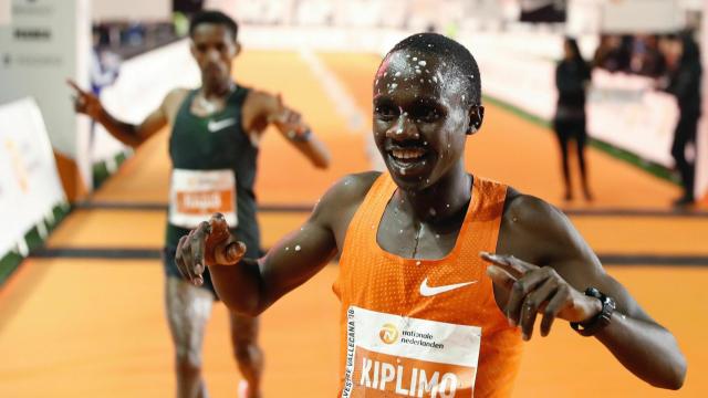 El ugandés Jacob Kiplimo entra vencedor en la San Silvestre Vallecana