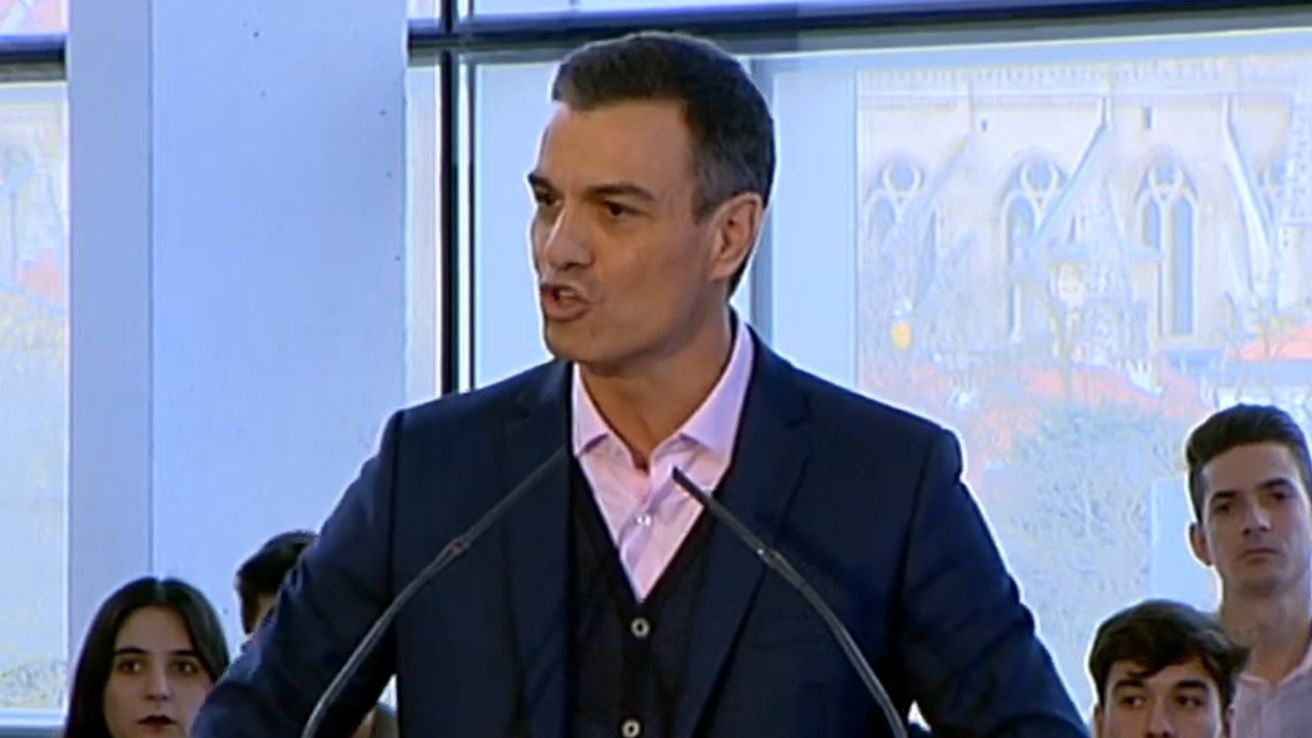 Pedro Sánchez en la presentación del candidato a la presidencia de Castilla y León, Luis Tudanca. (Burgos)
