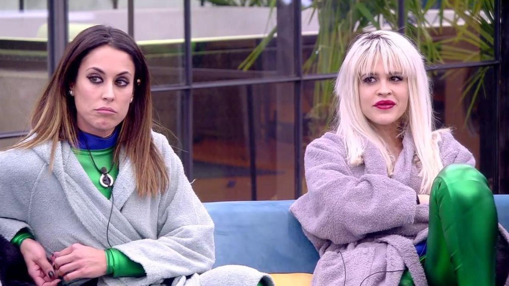 Raquel Lozano e Ylenia.