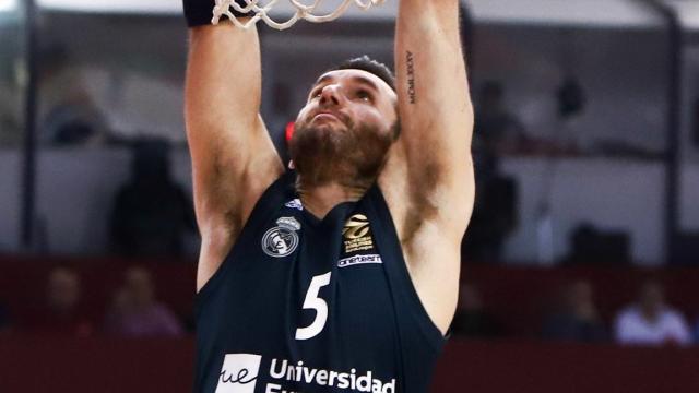 Rudy Fernández realiza un mate