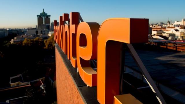 Cartel de Bankinter en su sede madrileña.