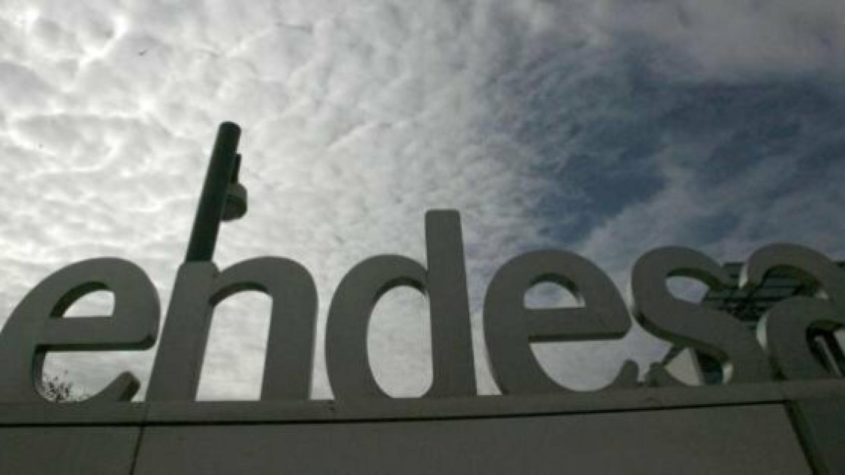 Qué debo hacer si soy cliente de Endesa tras el 'hackeo' a la compañía: de actualizar contraseñas a revisar cuentas
