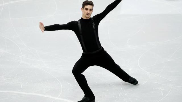 Javier Fernández durante uno de sus ejercicios