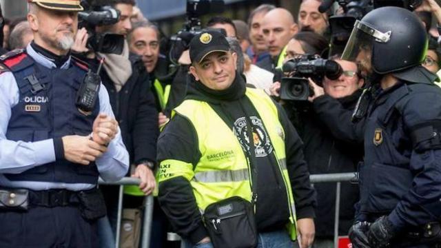 Tito Álvarez durante las manifestaciones de los taxistas en Barcelona.