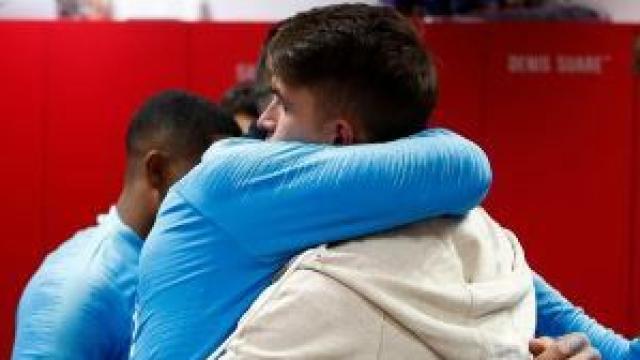 Luis Suárez se despide de Denis
