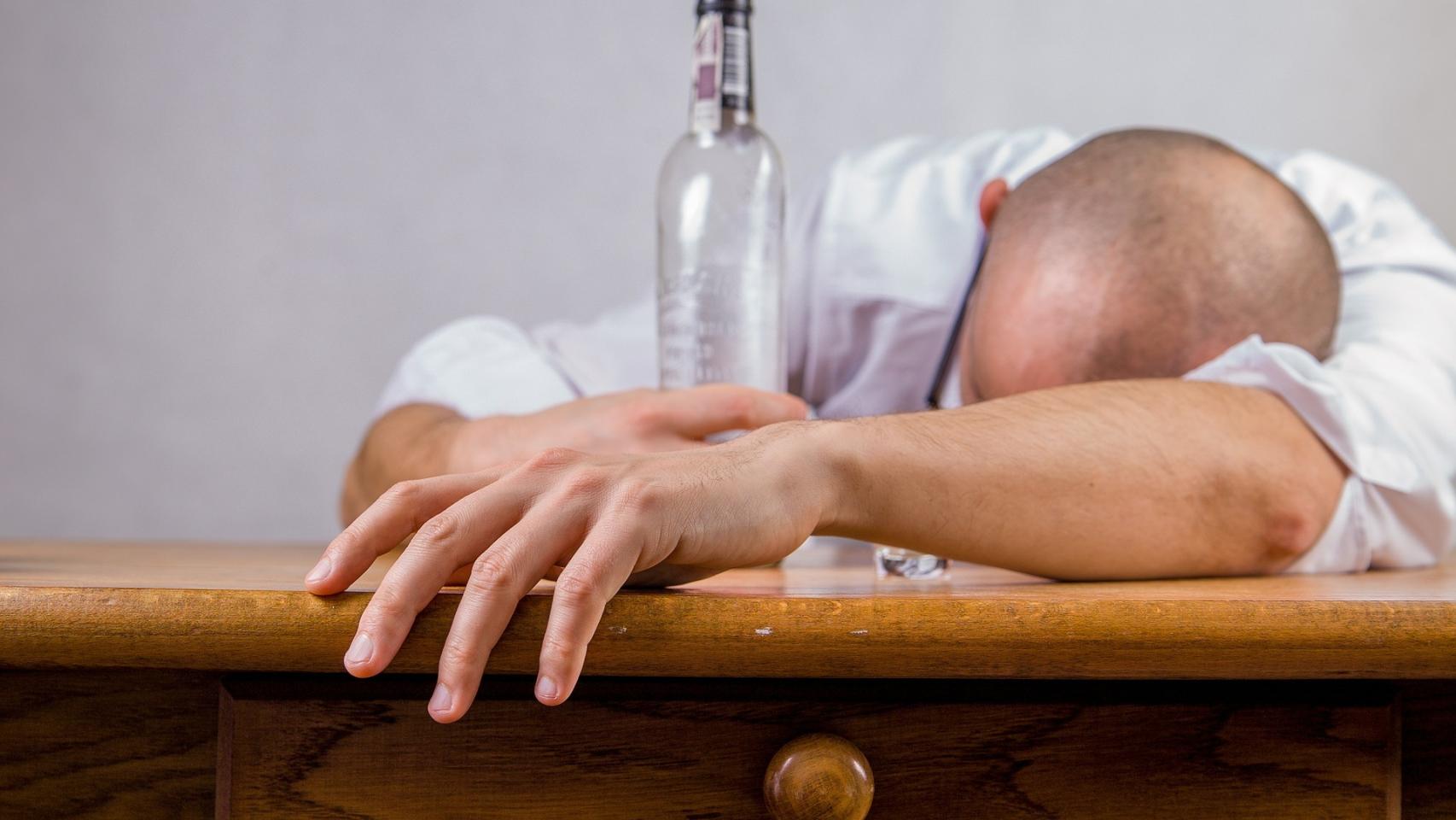 Elimina de raíz los síntomas de la resaca