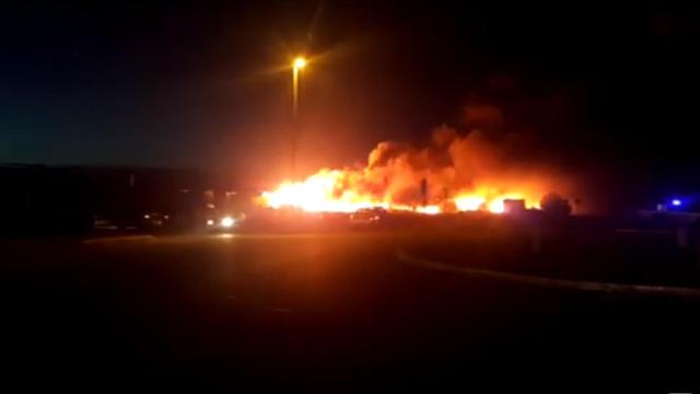 Incendio en un poblado de Níjar.