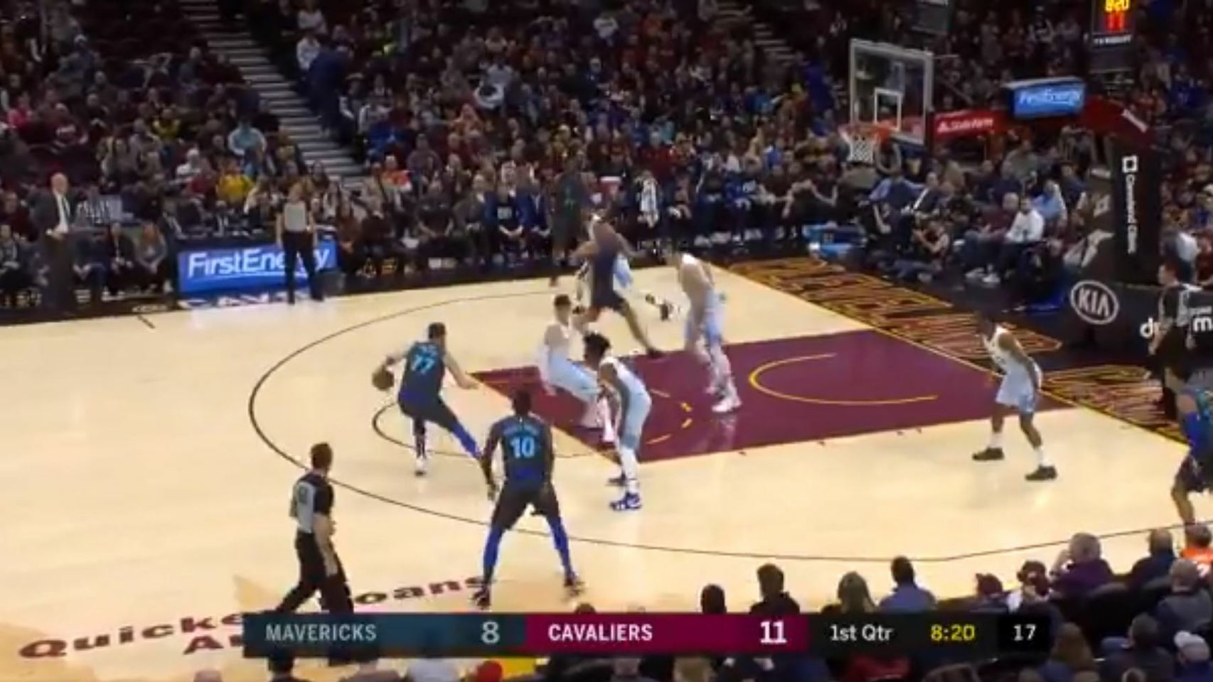 Luka Doncic, el rey del 'step-back', con un primer cuarto perfecto
