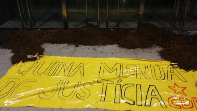 Entrada de los juzgados de Granollers.