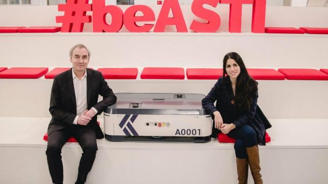 Jean-Michel Beghin, Socio Ejecutivo en Keensight Capital y Verónica Pascual, CEO de ASTI Tech Group