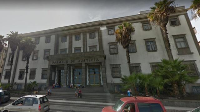 Fachada del Palacio de Justicia de Puerto del Rosario.