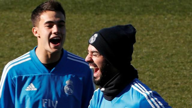 Isco, junto a sus compañeros en un entrenamiento