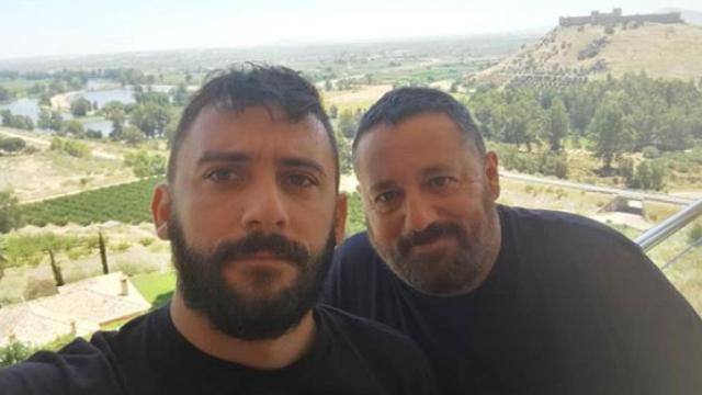 Pepón Nieto y Álvaro Fernández en un viaje a Extremadura.