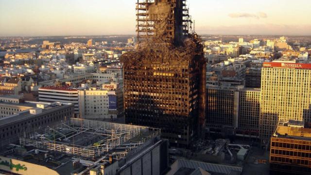 El edificio Windsor tras el incendio