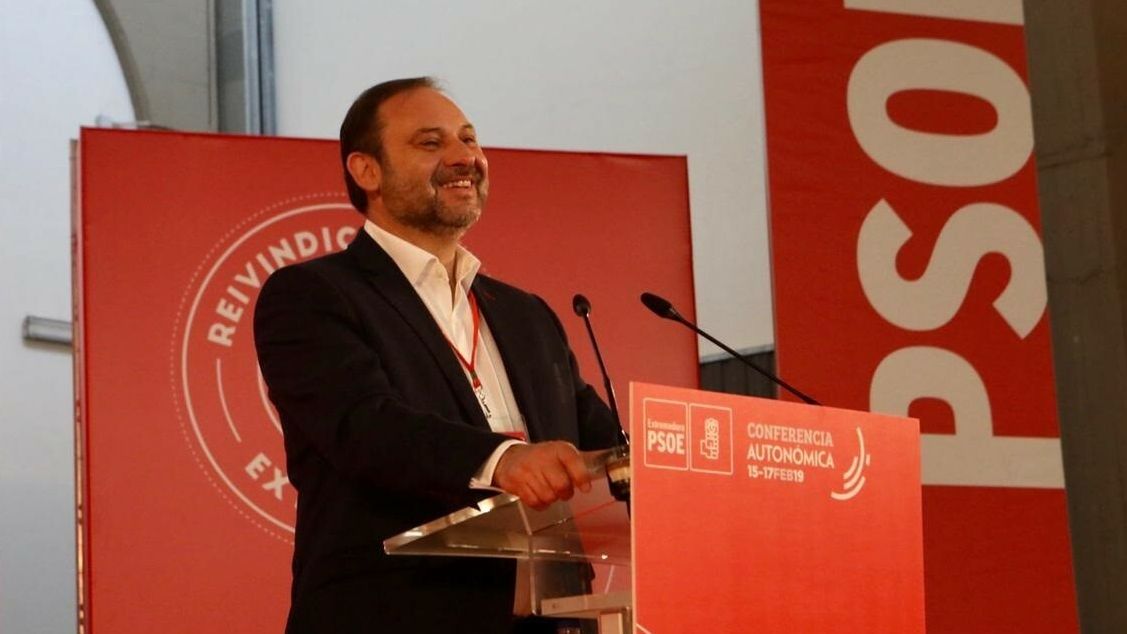José Luis Ábalos, ministro de Fomento, en Mérida.