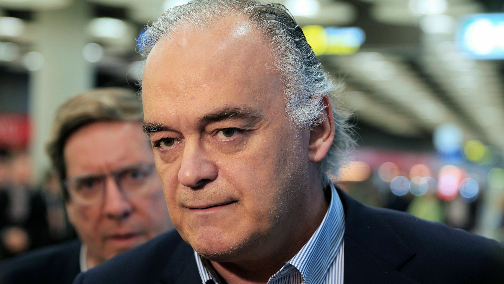 González Pons a la llegada al aeropuerto de Madrid.