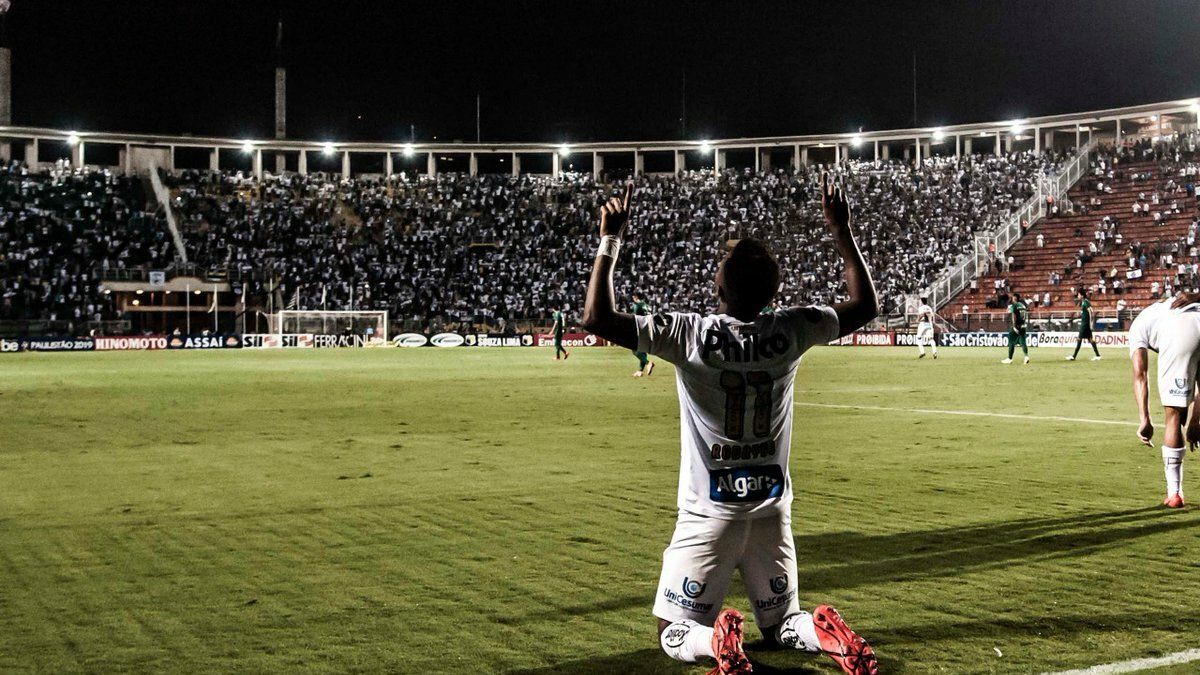 Rodrygo celebrando un gol. Foto: Twitter (@SantosFC)