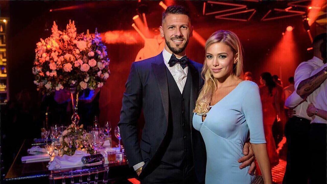 Demichelis junto a su esposa. Foto: Instagram (@evangelinaanderson)