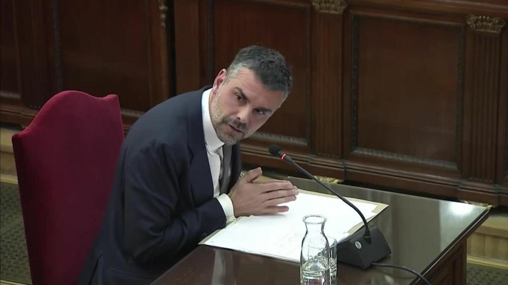 El exconsejero Santi Vila declara como acusado en el juicio al procés.