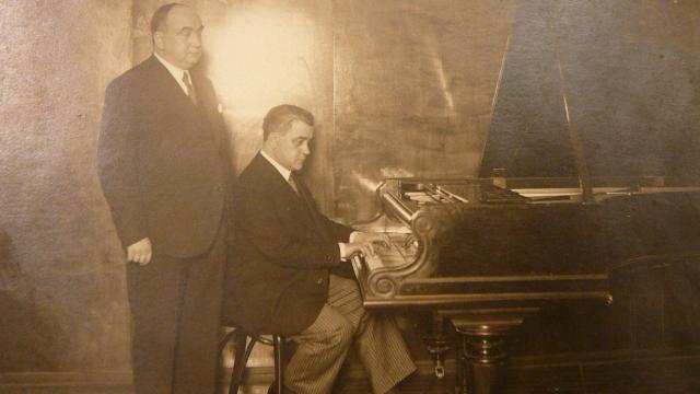 Eusebius, con su amigo el organista Miguel Echeveste.